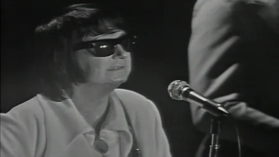 Roy Orbison — Leah = Live From Australia