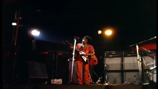 09 Jimi Hendrix – Red House – Blue Wild Angel Jimi Hendrix Live At The Isle Of Wight