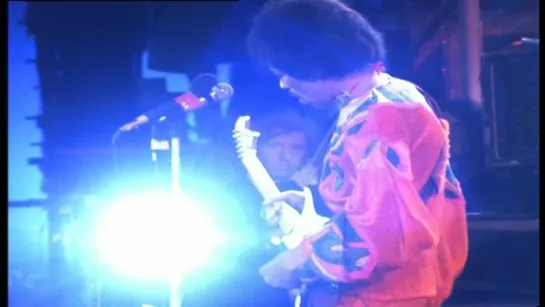 15 Jimi Hendrix – Voodoo Child (Slight Return) – Blue Wild Angel Jimi Hendrix Live At The Isle Of Wight