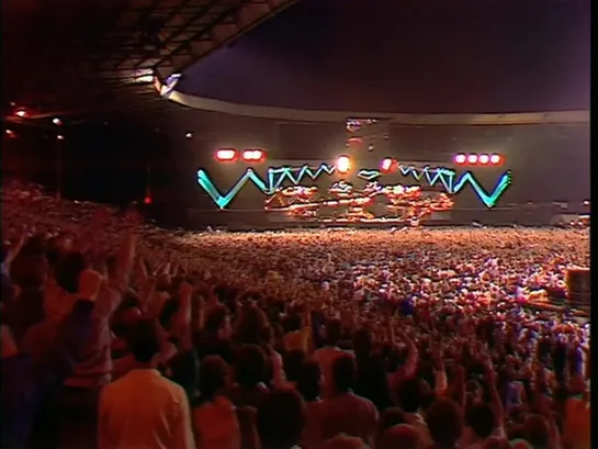 Queen — God Save The Queen • Live At Wembley Stadium