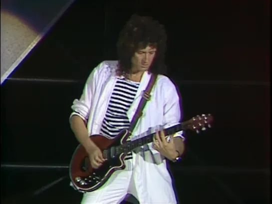 Queen — Brighton Rock Solo • Live At Wembley Stadium