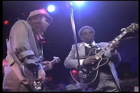 B.B. King & Albert King, Stevie Ray Vaughan — The Sky Is Crying • A Night Of Blistering Blues