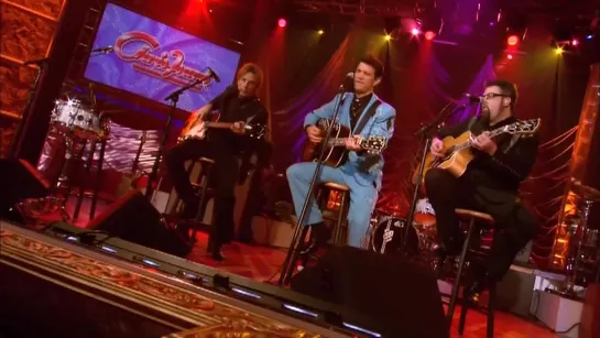 Chris Isaak — Wrong To Love You • Greatest Hits Live In Concert