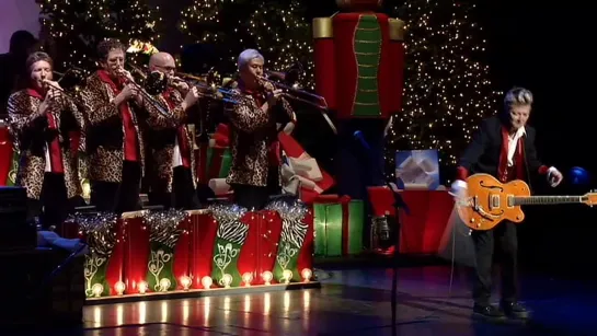 Brian Setzer Orchestra — Pipeline • Christmas Extravaganza! (Live)