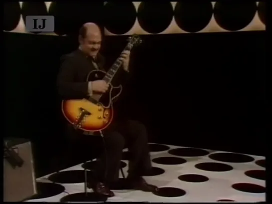 Joe Pass — You Stepped Out Of A Dream • Duets In Hannover 1975