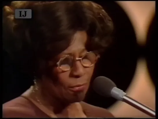 Ella Fitzgerald & Joe Pass — The One I Love (Belongs To Somebody Else) • Duets In Hannover 1975