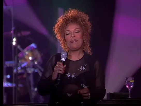 Roberta Flack — Why Don't You Move In With Me • In Concert