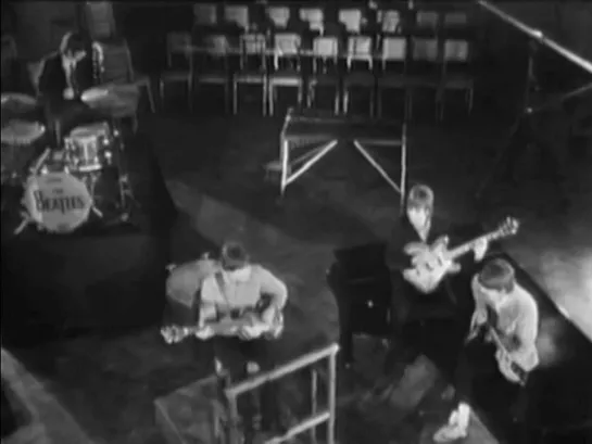 The Beatles — Paperback Writer (BW Studio)