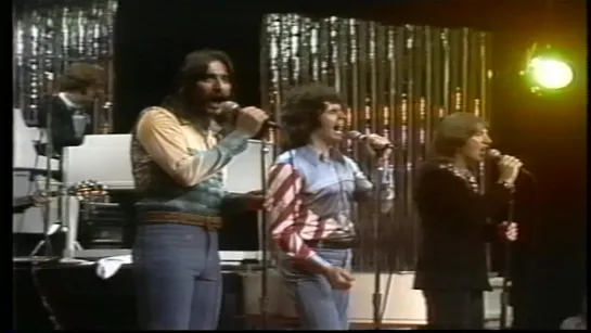 Three Dog Night — The Family Of Man • The Music Age