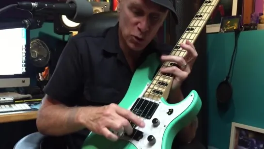 Billy Sheehan Plucking Lesson