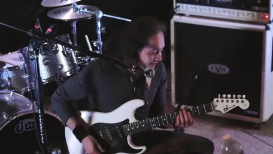 Jake E. Lee talks "Bark at the Moon"