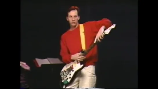 Adrian Belew - Electronic Guitar (1984)