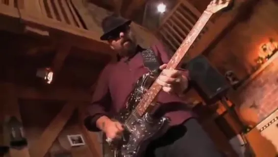 Dave Stewart Live from Daryl's House "Heart of Stone" (2011)