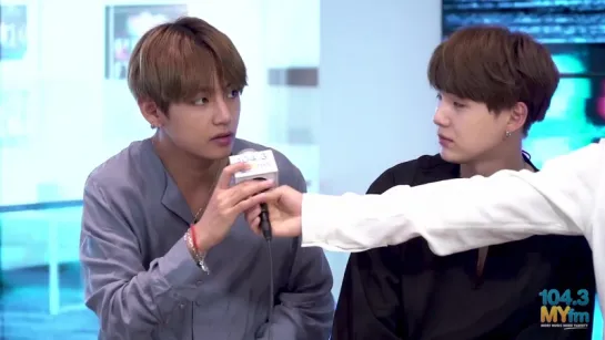 `INTERVIEW` BTS Show Kevin Manno How to Take The Perfect Selfie.