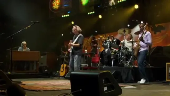 Eric Clapton performs Crossroads Live!