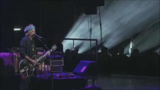 Eric Clapton with Keith Richards - Key to the Highway (Live at Madison Square Garden in New York City on 13 April 2013)