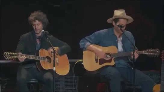 John Mayer with Doyle Bramhall II - Change It (Live at Madison Square Garden in New York City on 13 April 2013)