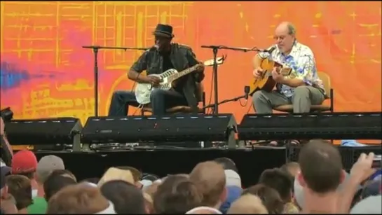 Stefan Grossman and Keb' Mo' - Roll and Tumble Blues (Live at Crossroads Guitar Festival in Bridgeview on 26 June 2010)