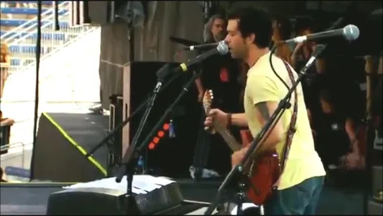 Doyle Bramhall II - In My Time of Dying (Live at Crossroads Guitar Festival in Bridgeview, Illinois on 26 June 2010)