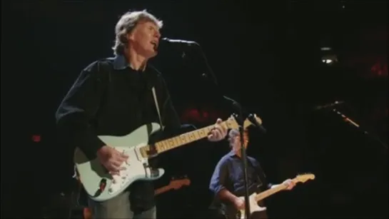 Eric Clapton and Steve Winwood - Dear Mr. Fantasy (Live at the Madison Square Garden in New York City, USA on 27 February 2008)