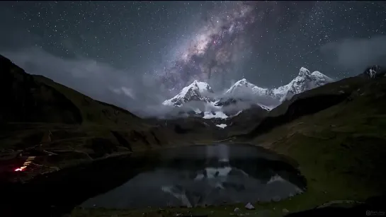 Laguna Carhuacocha, Peru - 4K Timelapse