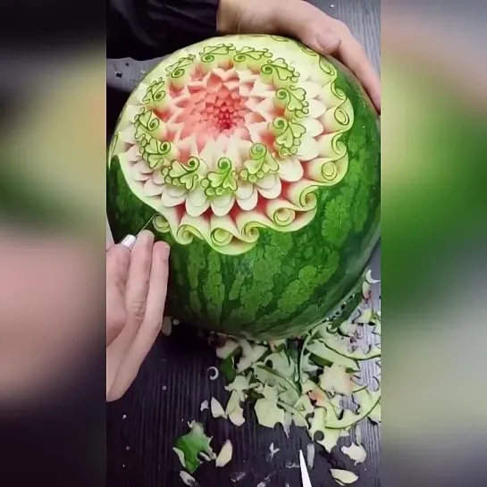 Искусство на арбузе 🍉