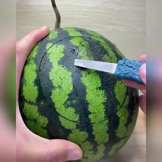 Вырезка на арбузе 🍉