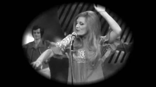 Dalida ♫ Les enfants du Pirée ♪ 04/04/1972 (Extrait de l'émission Cadet rousselle (2e chaine)