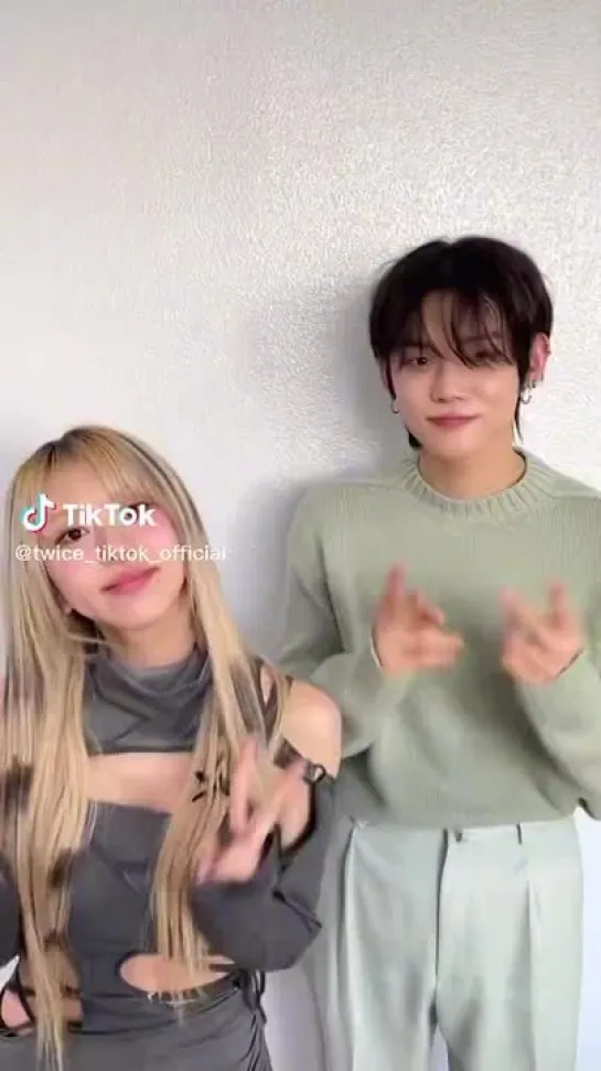 230319 Из тиктока twice_tiktok_official