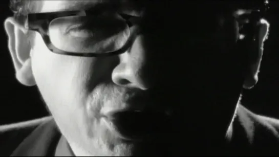 Elvis Costello — Sulky Girl