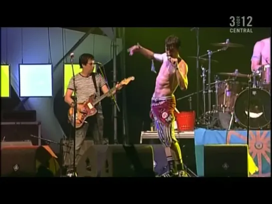 Gogol Bordello — Start Wearing Purple • Live @ Lowlands Festival 2006, Holland