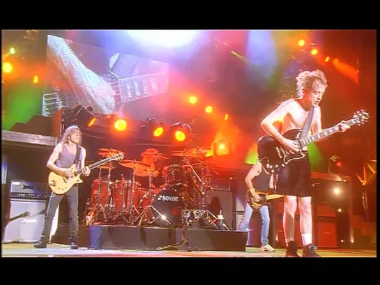 AC/DC — Rock And Roll Ain't Noise Pollution • No Bull (Live - Plaza De Toros, Madrid)