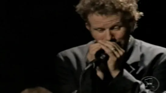 Tom Waits — Whats He Building In There