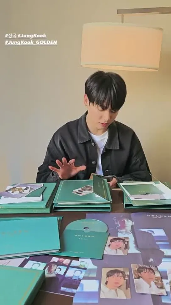 jungkook golden unboxing