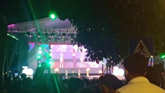 [FANCAM] 220910 HYOLYN - Shake It @ Han-Vietnam Festival