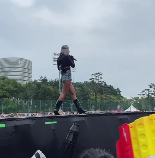 [FANCAM] 220813 HYOLYN - Ma Boy @ Water Bomb (Suwon)