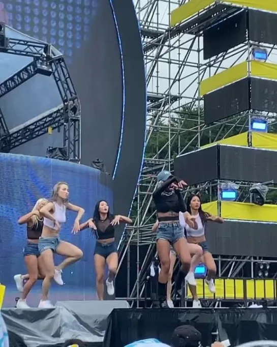 [FANCAM] 220813 HYOLYN - No Thanks @ Water Bomb (Suwon)