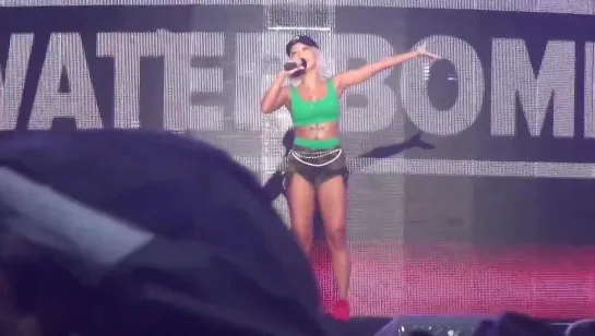 [FANCAM] 220723 HYOLYN - Ah Yeah @ WATER BOMB in Daegu