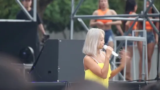 [FANCAM] 220610 HYOLYN @ Blue Spring Festival