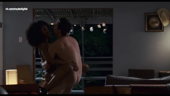 Yaya DaCosta Nude - The Kids Are All Right (2010) 1080p + slomo Watch Online / Йайа ДаКоста - Детки в порядке