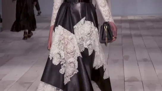 Alexander McQueen - Womenswear Spring-Summer 2020