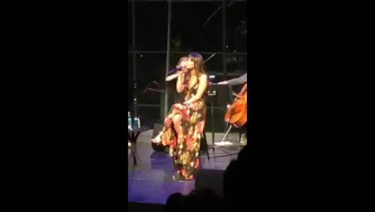 Lea singing Make You Feel My Love, january 26 2017 [3]