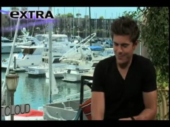 !Zac Efron- 'I'm Not Gonna Get Married for Awhile' - Extra