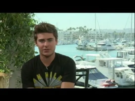 Zac Efron says hello to TWLOHA supporters