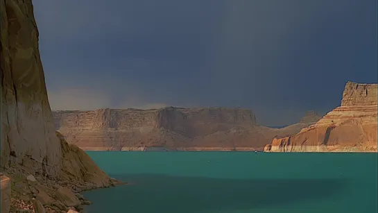 LAKE  POWELL (USA)