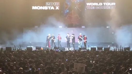 [VK][180623] MONSTA X - Talk + Fallin' @ THE 2ND WORLD TOUR 'The Connect' in Madrid