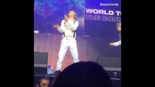 [VK][180620] MONSTA X - Minhyuk sexy dance @ THE 2ND WORLD TOUR 'The Connect' in Amsterdam