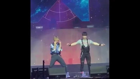 [VK][180620] MONSTA X - Minhyuk & Wonho dance @ THE 2ND WORLD TOUR 'The Connect' in Amsterdam