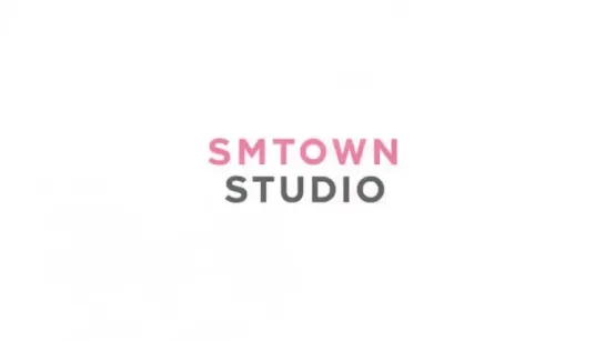 EXO in SMTOWN STUDIO