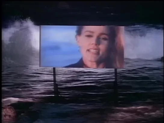 Belinda Carlisle — Circle In The Sand • Heaven On Earth